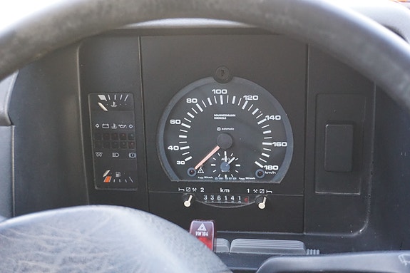Volkswagen Transporter 10 of 11