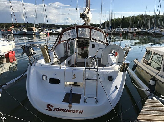 Fin Beneteau Oceanis 311 2 of 5