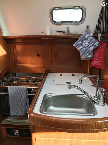 Fin Beneteau Oceanis 311 4 of 5