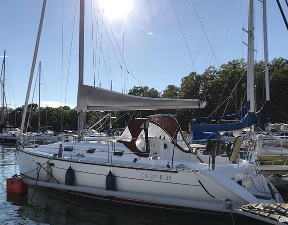 Beneteau Oceanis 311 — Vedi foto 1