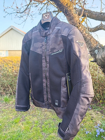 Product image 11 of 11