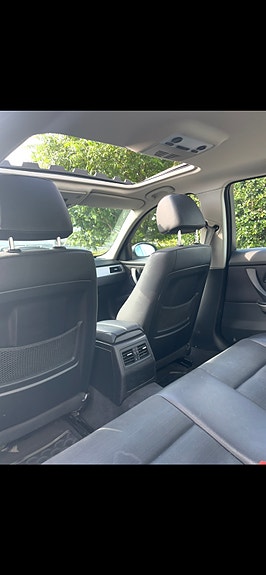 BMW 330i 5 of 11