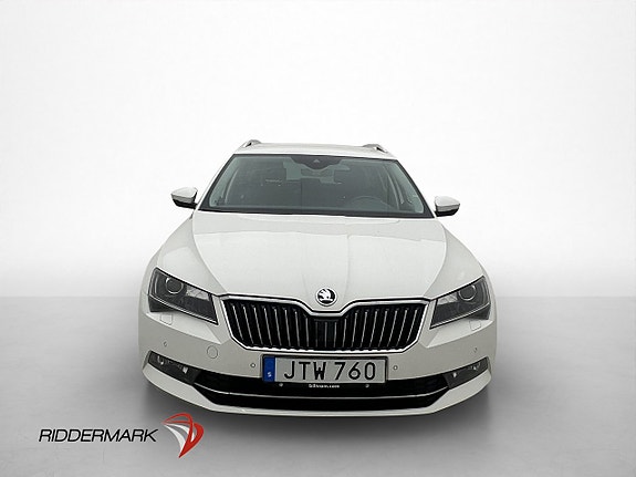 Skoda Superb 3 of 5