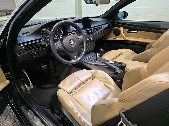 BMW M3 4 of 5