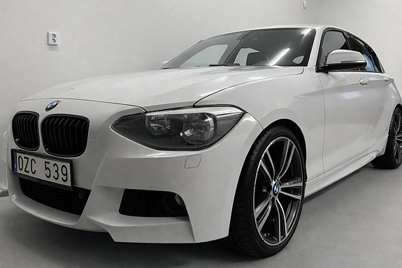 BMW 116d 2 of 5