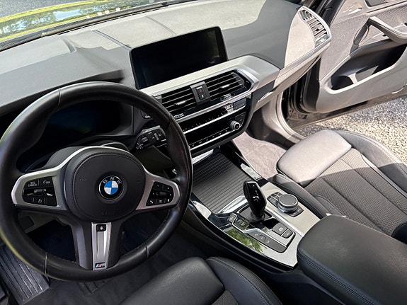 BMW X3 5 of 5