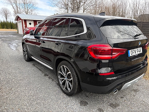 BMW X3 2 of 5