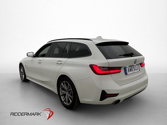 BMW 330e 5 of 5