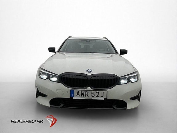 BMW 330e 2 of 5