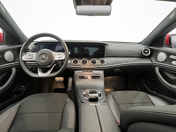 Mercedes-Benz E300 de 13 of 30