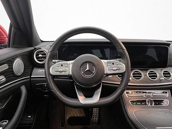 Mercedes-Benz E300 de 15 of 30