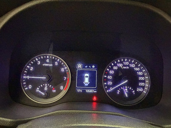 Hyundai Tucson 17 of 29