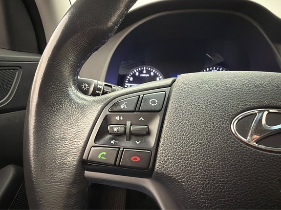 Hyundai Tucson 15 of 29