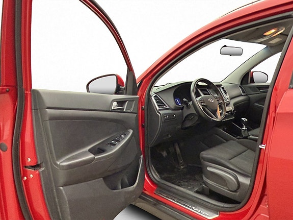 Hyundai Tucson 10 of 29