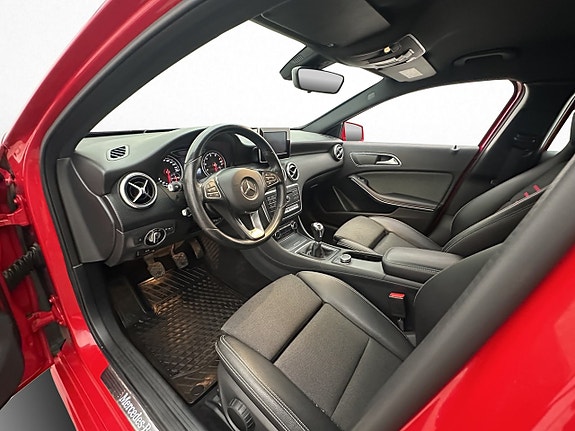 Mercedes-Benz A180 10 of 30