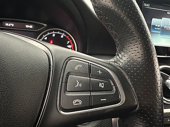 Mercedes-Benz A180 17 of 30