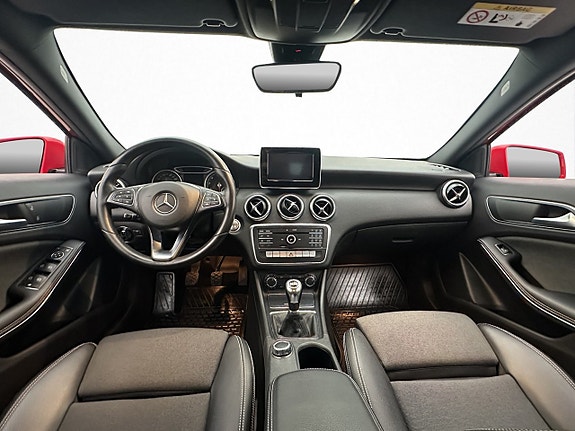 Mercedes-Benz A180 11 of 30