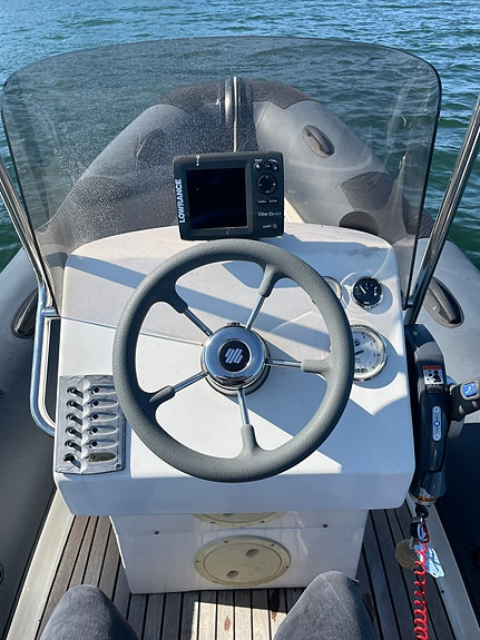 Piraya 520 med Evinrude 75hk 3 of 13