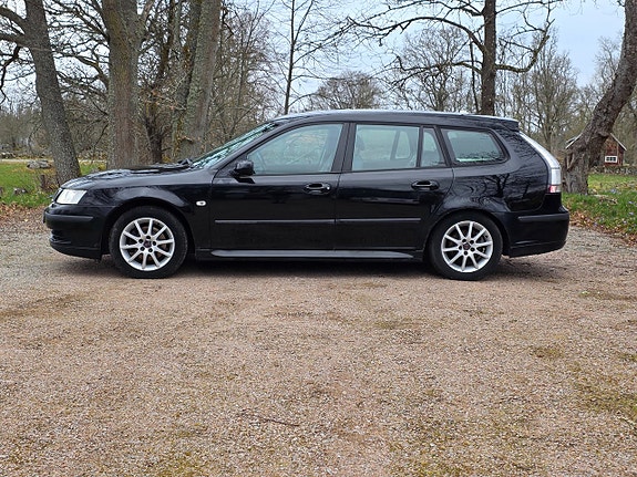 Saab 9-3 2 of 5