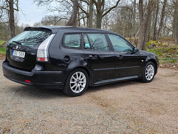 Saab 9-3 4 of 5
