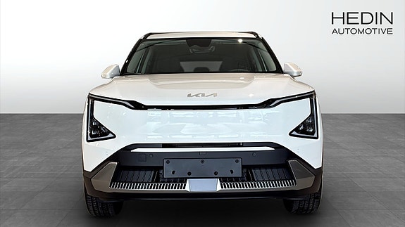 Kia EV5 2 of 12