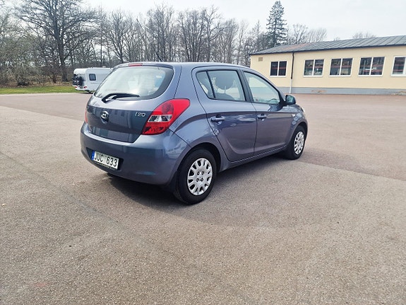 Hyundai i20 4 of 5