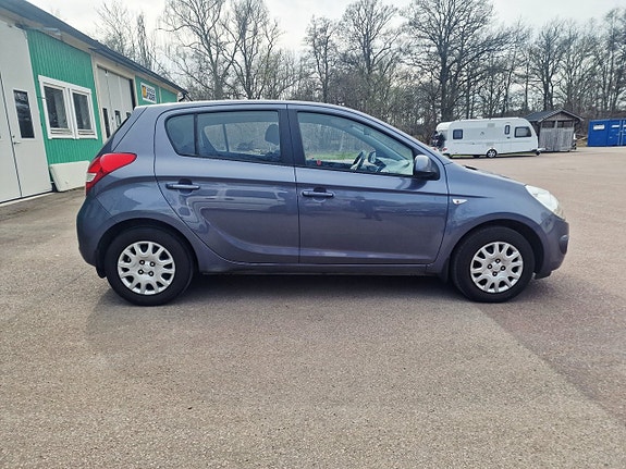 Hyundai i20 3 of 5