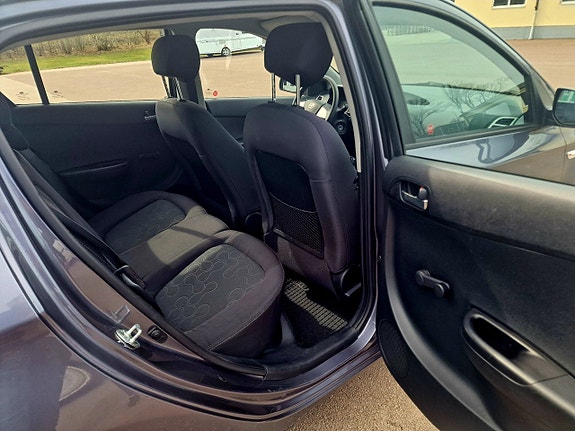 Hyundai i20 12 of 20