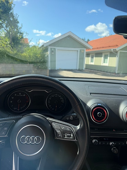 Audi A3 8 of 15