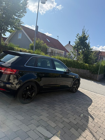 Audi A3 4 of 15