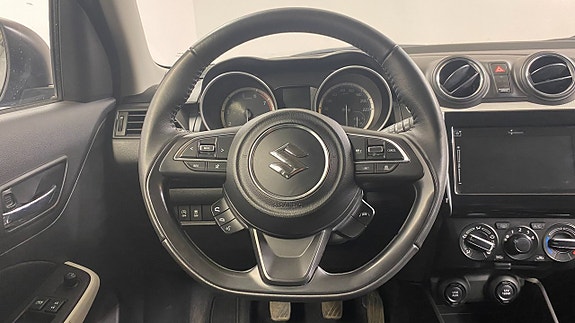 Suzuki Swift 11 of 15