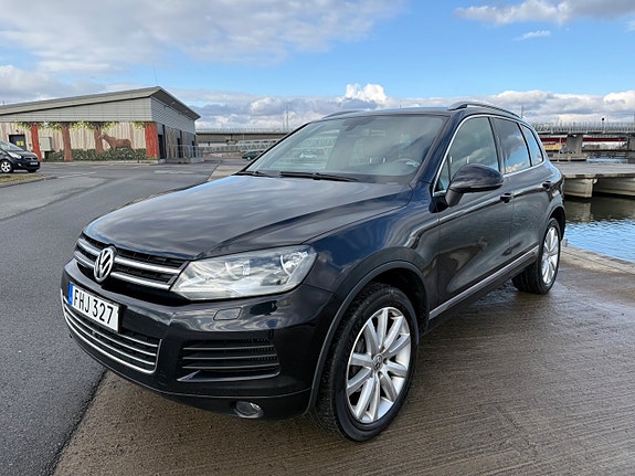 Volkswagen Touareg 3 of 21
