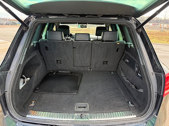 Volkswagen Touareg 21 of 21