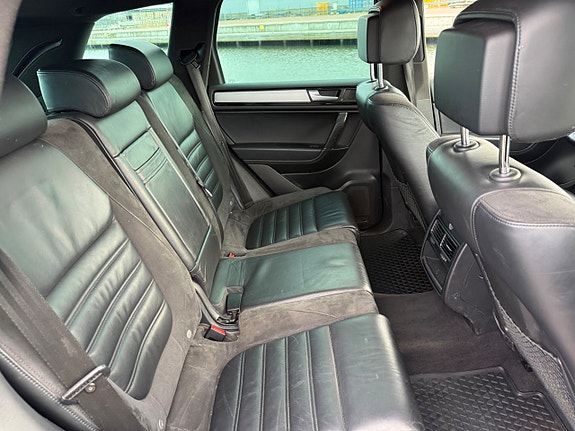 Volkswagen Touareg 13 of 21
