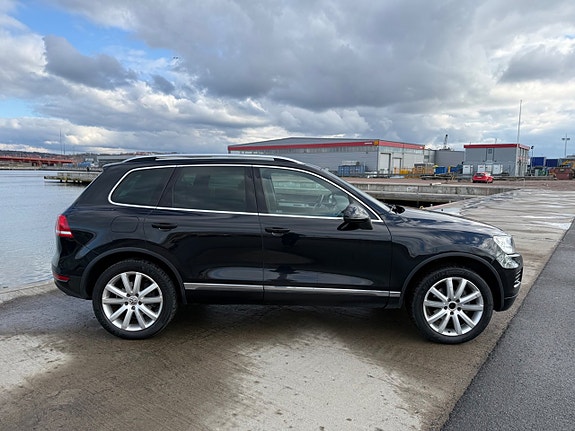 Volkswagen Touareg 8 of 21