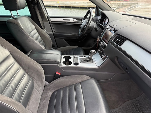 Volkswagen Touareg 10 of 21