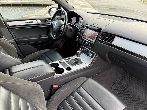 Volkswagen Touareg 9 of 21