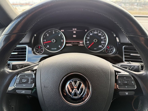 Volkswagen Touareg 14 of 21