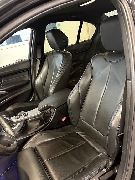BMW 320d 6 of 16
