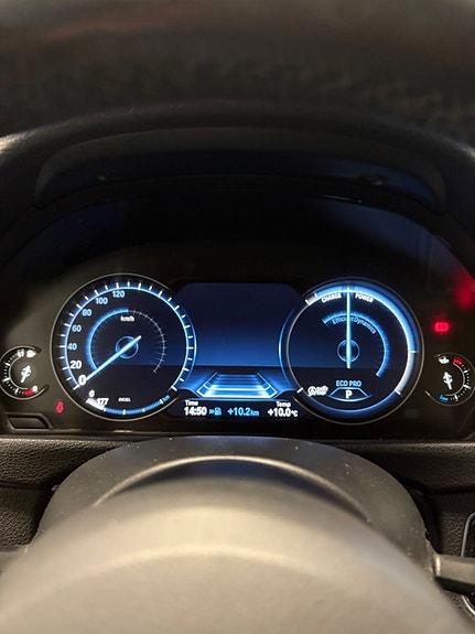BMW 320d 14 of 16