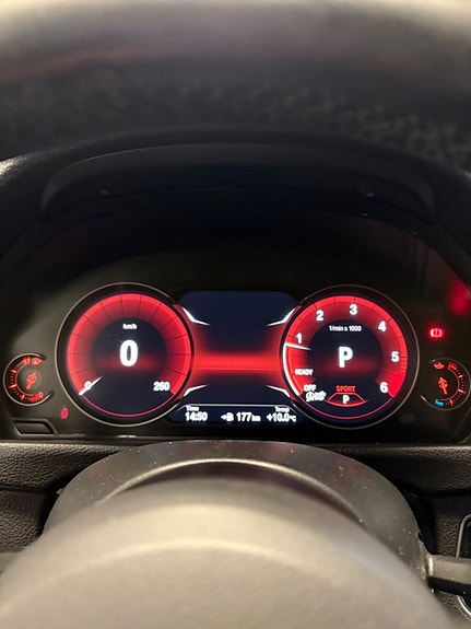 BMW 320d 15 of 16
