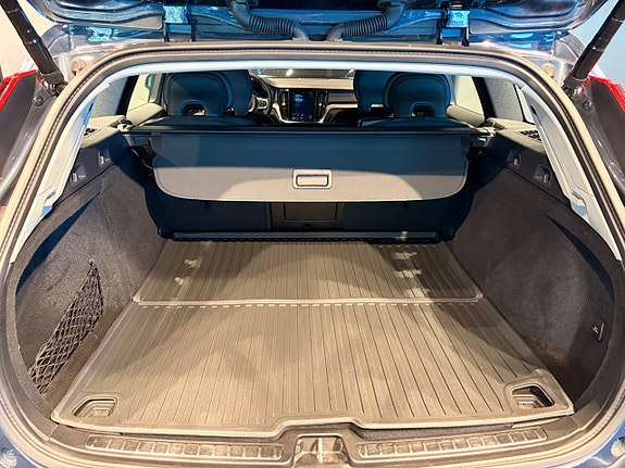 Volvo V60 15 of 24