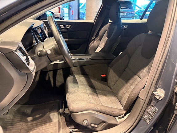 Volvo V60 21 of 24