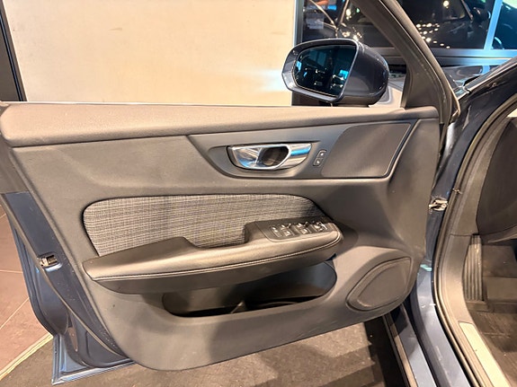 Volvo V60 20 of 24