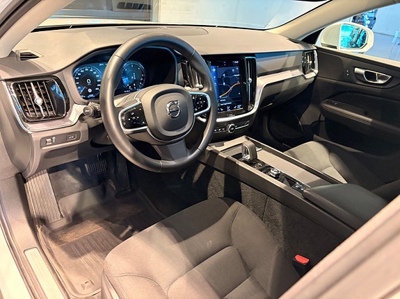 Volvo V60 Cross Country 20 of 26