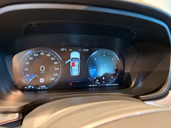Volvo V60 Cross Country 23 of 26