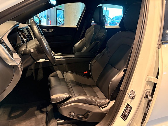 Volvo XC60 21 of 23