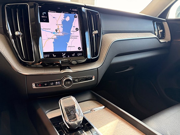 Volvo XC60 26 of 26