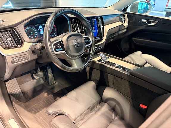 Volvo XC60 20 of 26