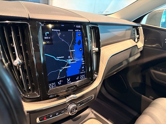Volvo XC60 24 of 26
